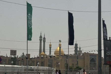 قم در ایام محرم حسینی سیاهپوش شد